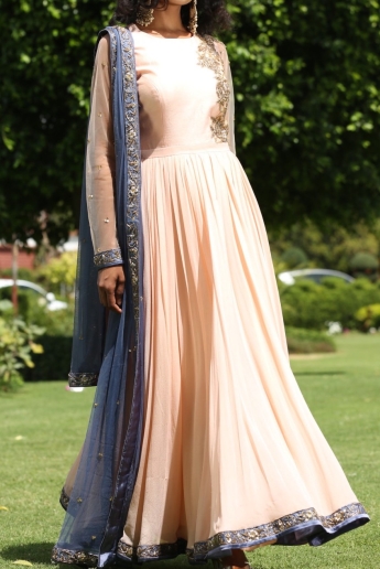 Grey Tulle Gown & Dupatta With Trail – Nitika Gujral